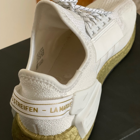 Adidas - Picture 3 of 4